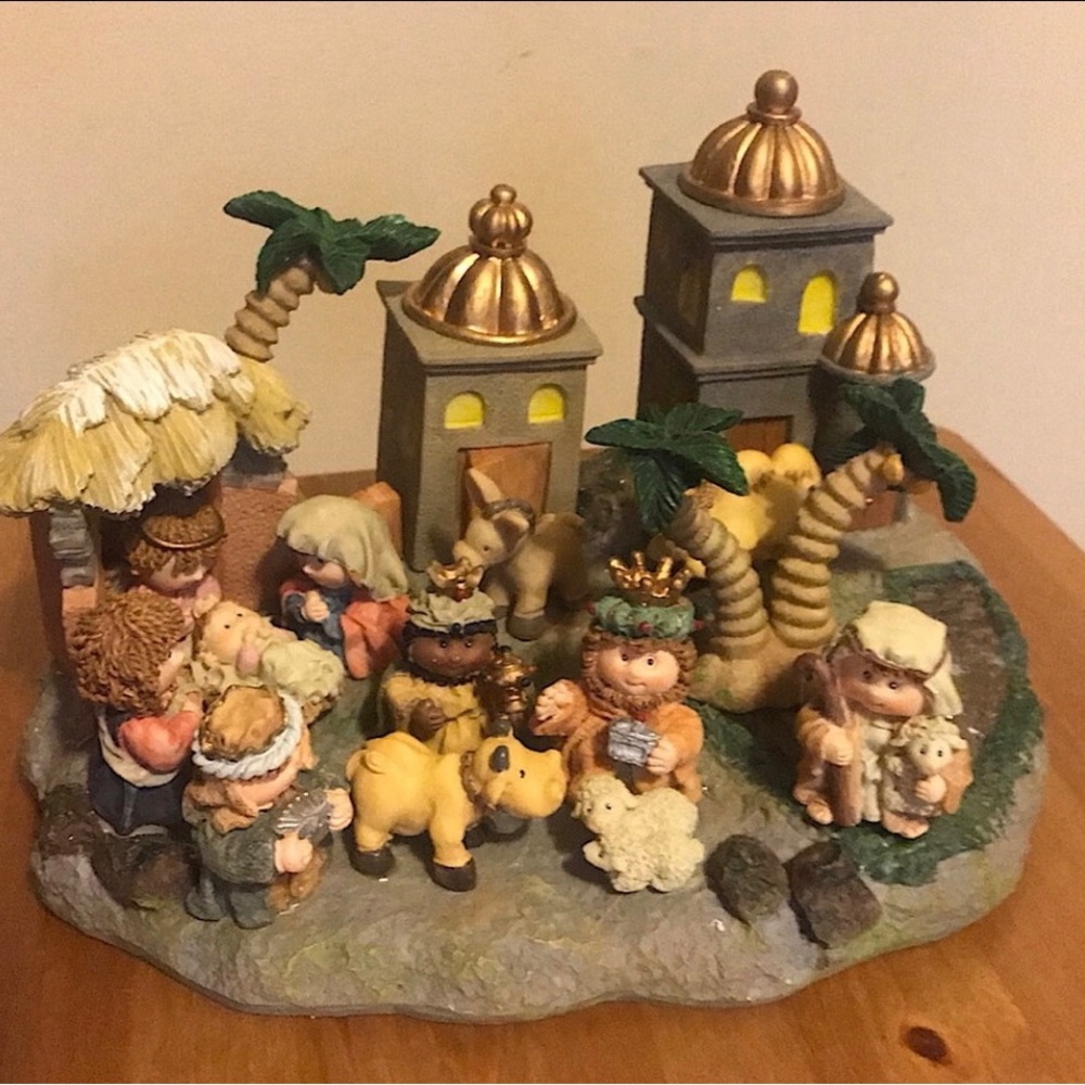 COPY - Resin Nativity Scene with childlike figures